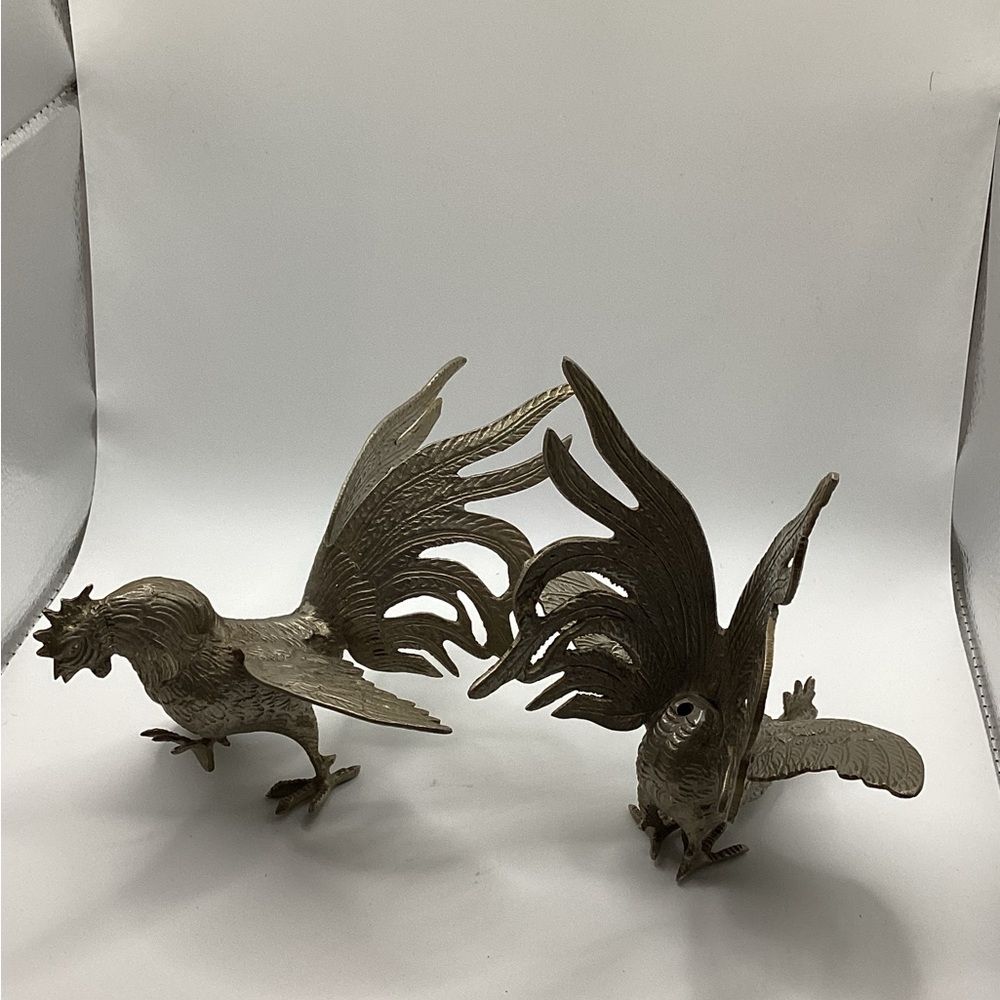 Mid 20th Century Silverplated Bronze Pair Fighting Roosters Figurines - Picture 2 of 5